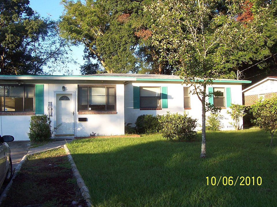 1st image of 1822 Ector Rd