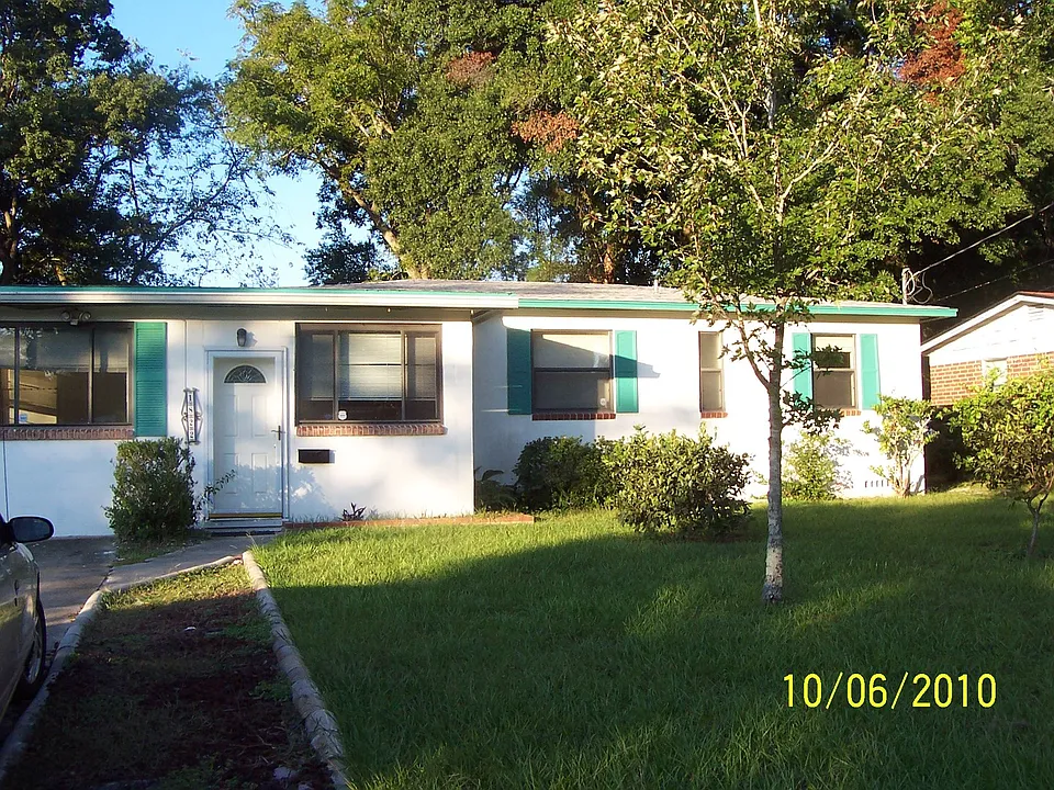 1822 Ector Rd