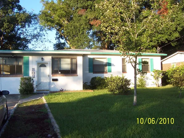 1822 Ector Rd, Jacksonville, FL 32211