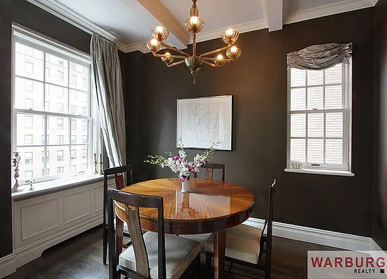 Sold by Warburg | media 13