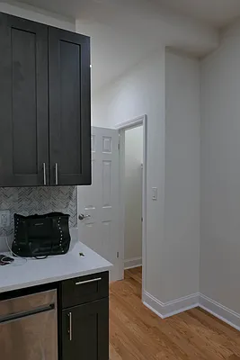 Rented by Urban Real Estate Property Group Inc | media 8