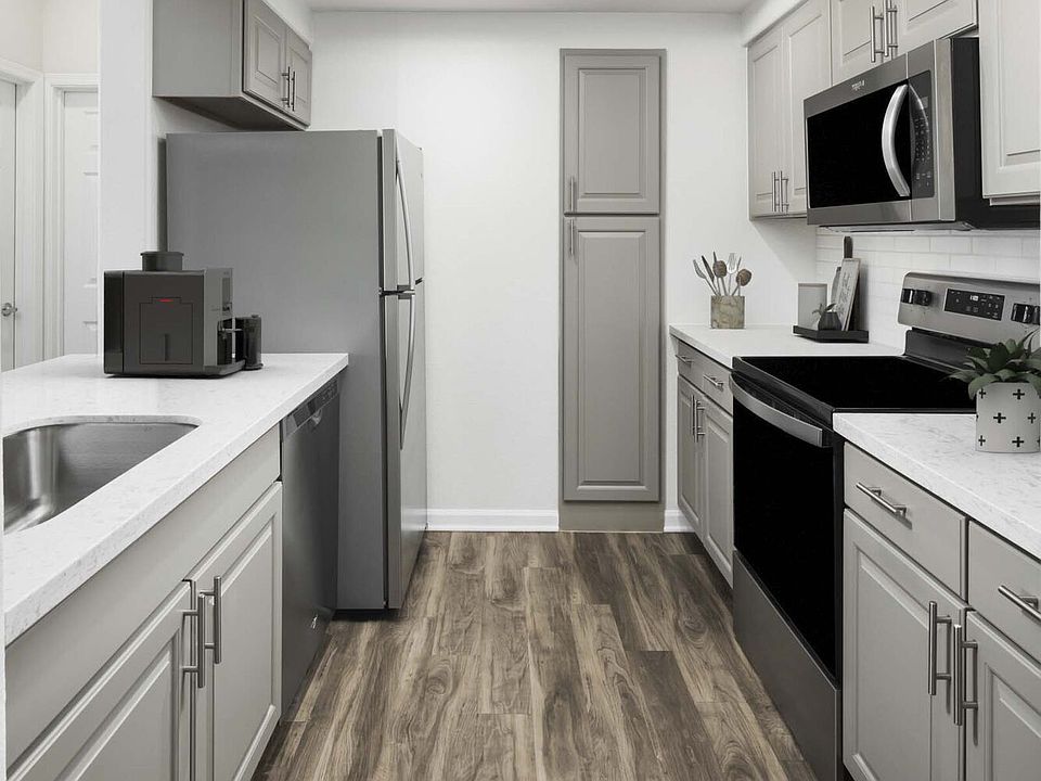 Camden Legacy - 15757 N 90th Pl Scottsdale AZ (7 units available