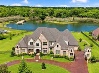 132 The Lakes Dr, Aledo, TX 76008