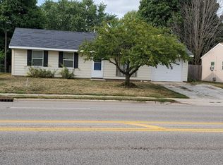 2806 W Kirby Ave, Champaign, IL 61821