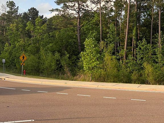 3rd image of Airport Rd