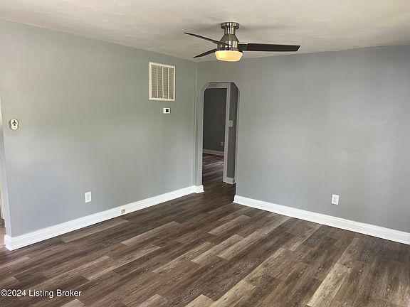 4th image of 7003 Capella Ln