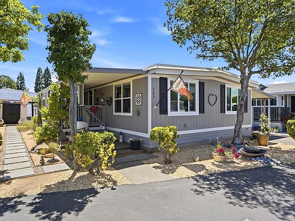 3rd image of 703 Sequoia Street