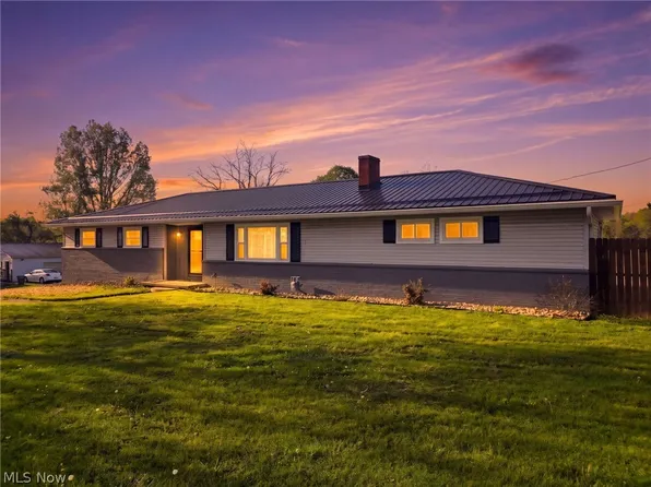 2445 Chandlersville Rd, Zanesville, OH 43701