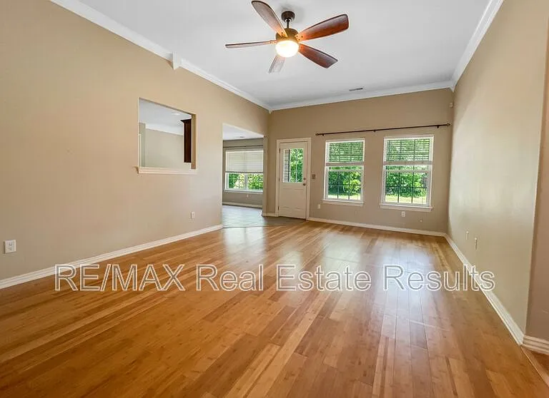 2904 SW Wentworth Ave — Photo 3