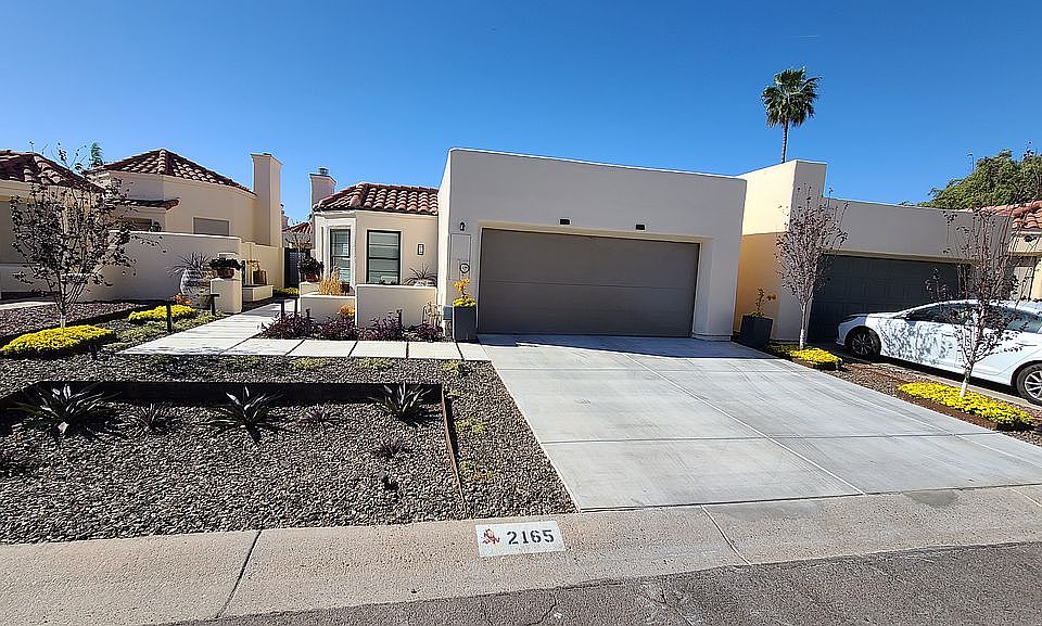 2nd image of 2165 E Bishop Dr