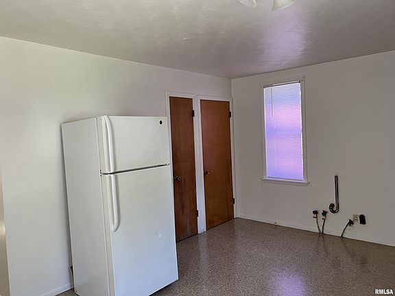 5th image of 1209 E Nebraska Ave
