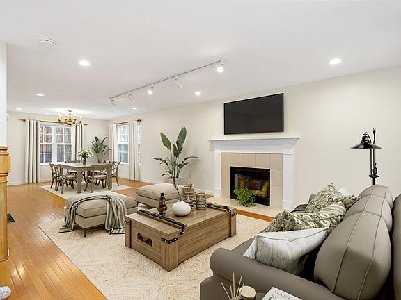 4th image of 5 Palomino Dr