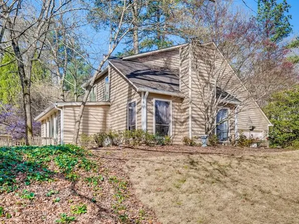8535 S Eagles Blf, Johns Creek, GA 30022