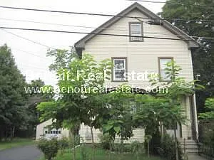 21 Floyd St #2