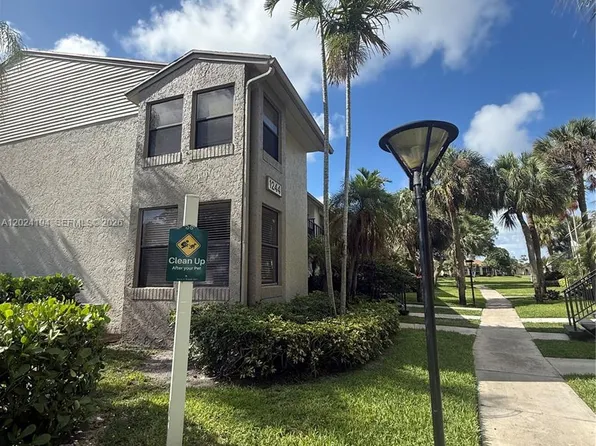 1244 S Military Trl APT 711, Deerfield Beach, FL 33442