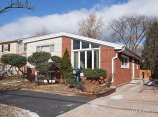 1120 E Lake Ave, Glenview, IL 60025