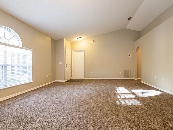 4th image of 400 Talquin Ct