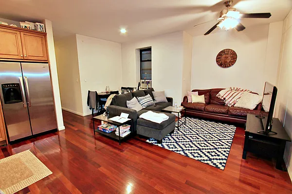 Rented by Compass | media 34