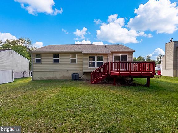 5th image of 12708 Lampton Ln