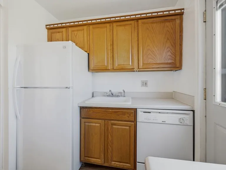 6456 S Lockwood Ave — Photo 7