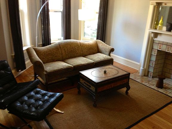 2nd image of 6256 N Wayne Ave #1
