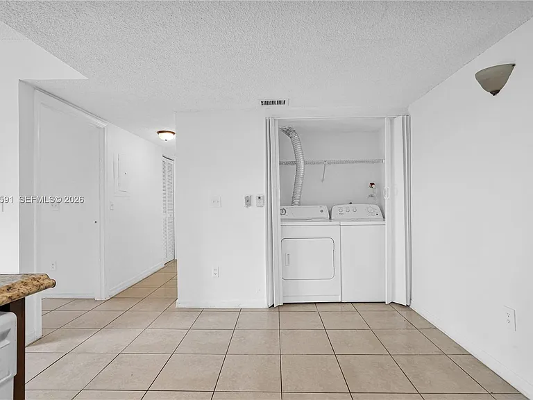 3680 N 56th Ave #806 — Photo 6