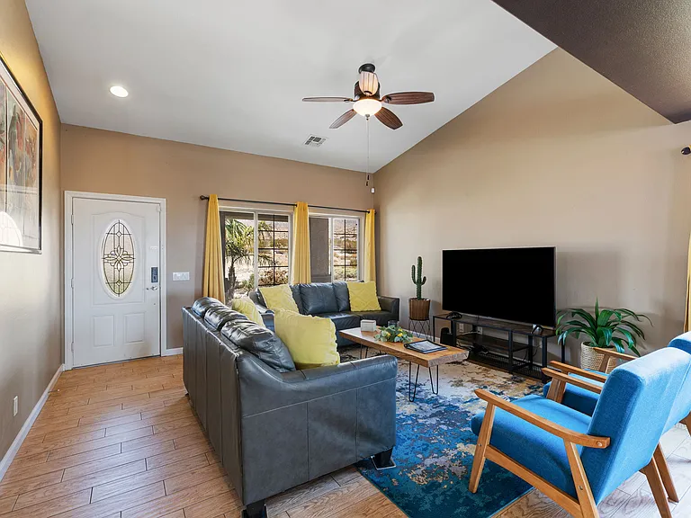 67365 Desert View Ave — Photo 9
