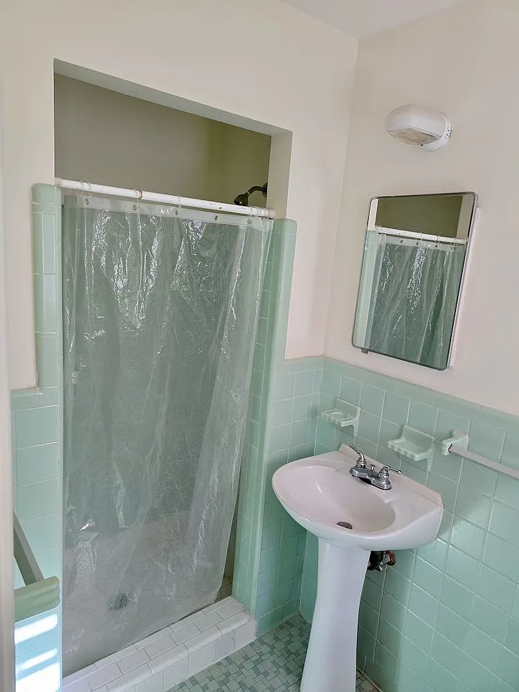 3 bed, 1700 sqft, $1,890 — Photo 1