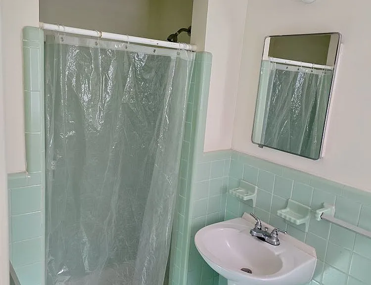 1657 Upland Dr — Photo 1