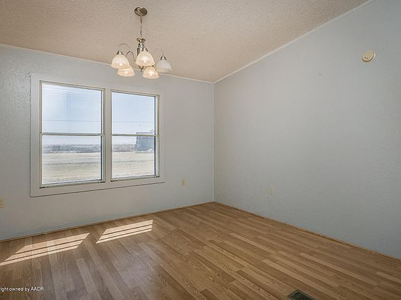4th image of 2922 Kraven Ave