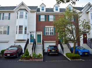 41 Birch St, Jersey City, NJ 07305