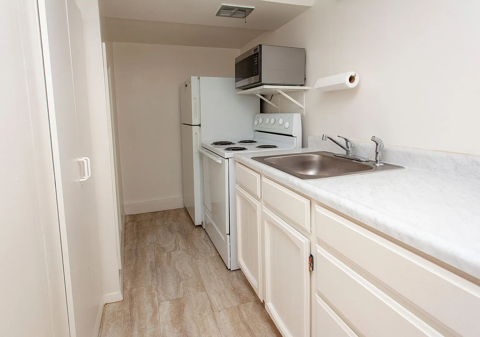 Move In Special!! — Photo 2