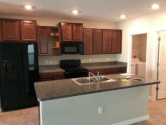 2nd image of 7418 Rosy Periwinkle Ct