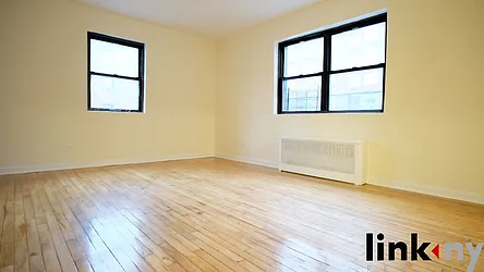 Rented by Link NY Realty