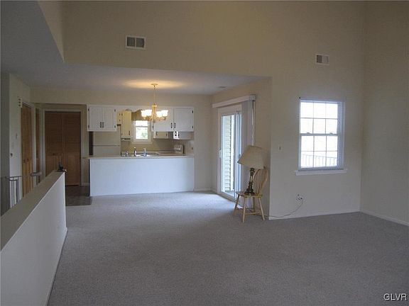 4th image of 202B Briarwood Dr