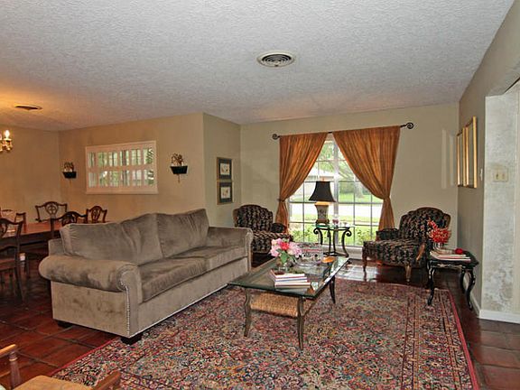 4th image of 721 Brock Dr