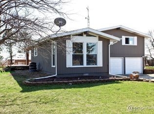 17211 W Wilmington Peotone Rd, Wilmington, IL 60481