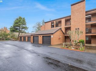 200 Oswego Smt, Lake Oswego, OR 97035