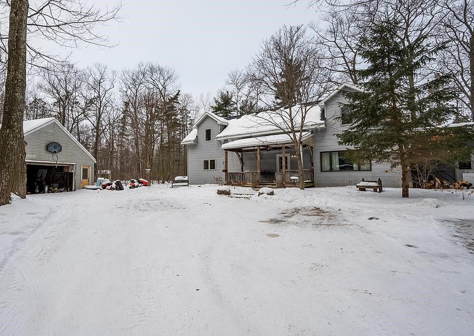 1st image of 5803 Ash Ln