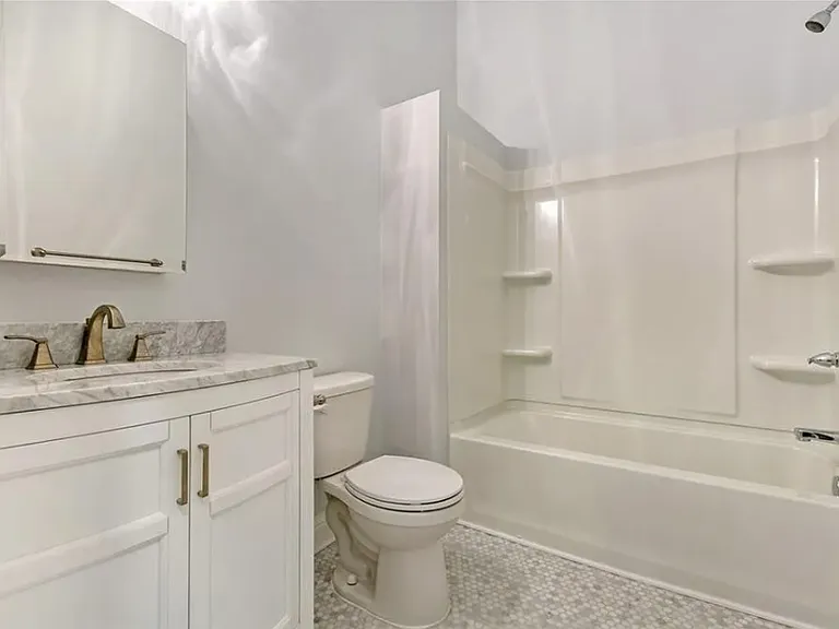 2508 Jena St #B — Photo 7