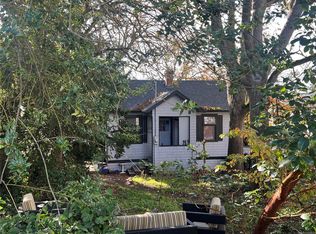 67 Cadillac Ave, Saanich, BC