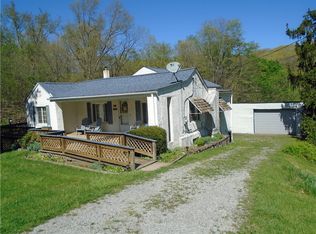 452 Smiths Ferry Rd, Midland, PA 15059
