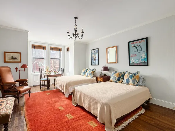 330 Convent Avenue image 17 of 17