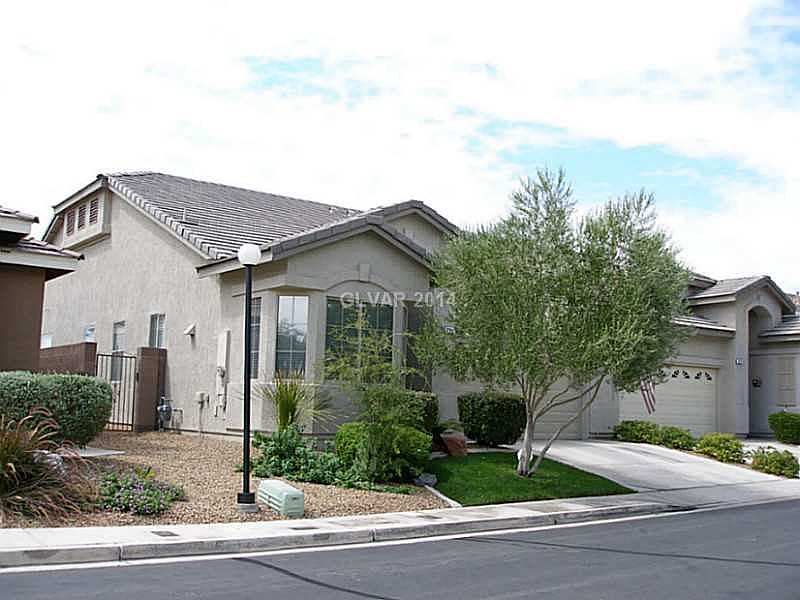 1st image of 221 Kyland Cove Ave