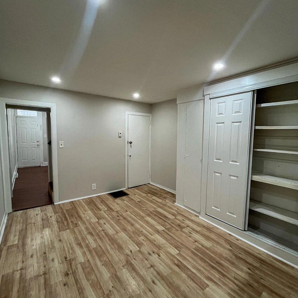 2 bed, 1.0 bath, 768 sqft, $1,500 — Photo 4