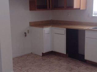 1022 E Ave #Q3, Palmdale, CA 93550
