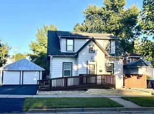 1008 Oak St, Baraboo, WI 53913