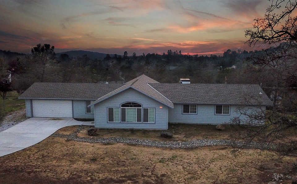 1st image of 42947 Deep Forest Dr