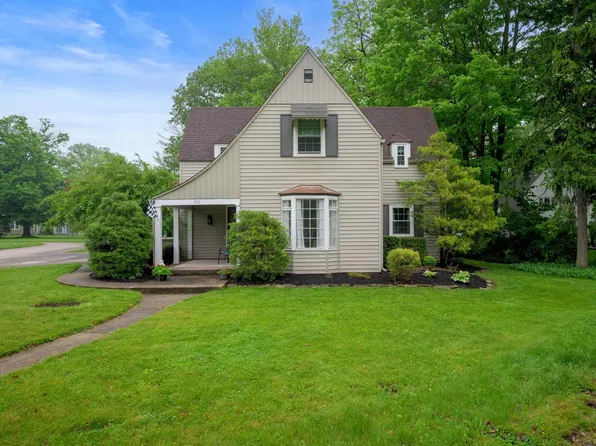 300 S Shady Ln, Muncie, IN 47304