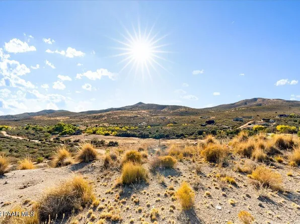 17400 E Round Mountain Rd, Dewey, AZ 86327